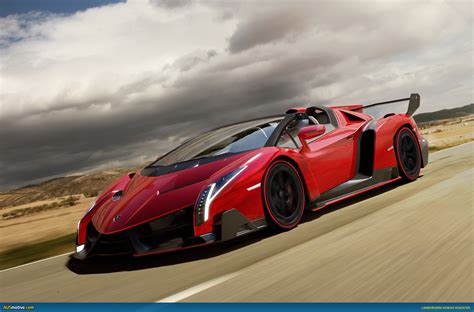Veneno Roadster .
